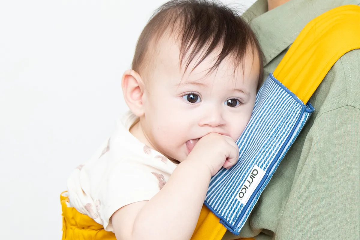 エアリコ抱っこ紐専用よだれカバー
