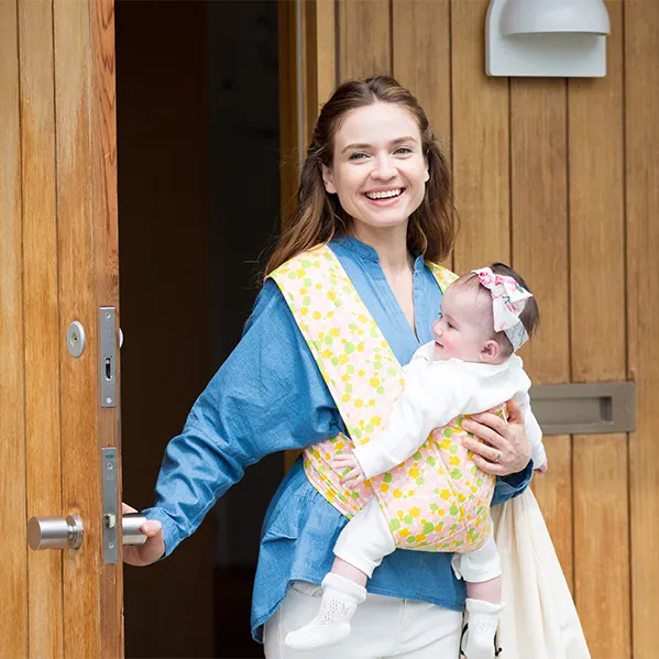 抱っこ紐と株式会社ラクーナ